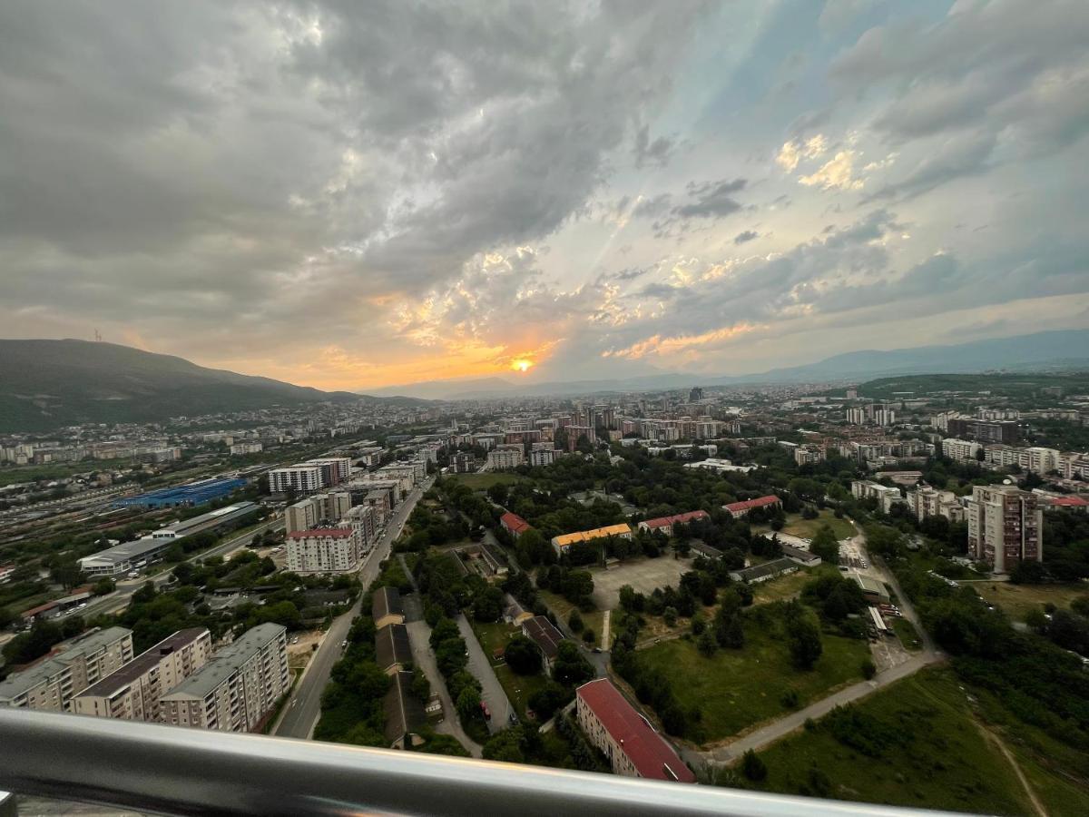 Sky Deluxe Fitness & Spa Skopje Exterior photo